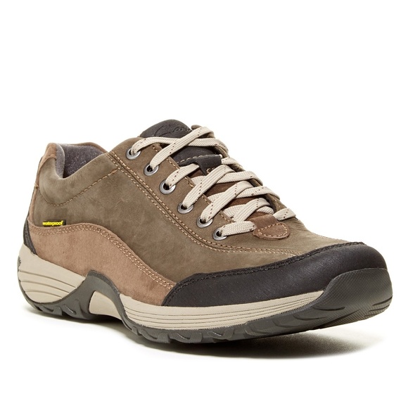 Clarks wave waterproof Clearance